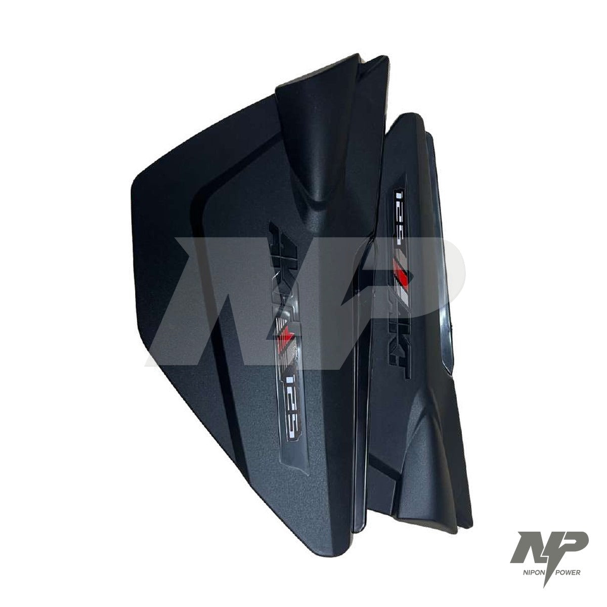 Tapas laterales AKT NKD 125 color rojo